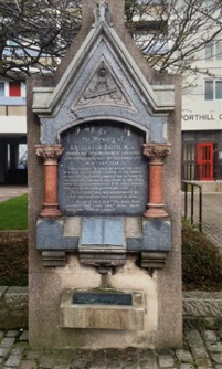 Monument to Archibald Reith